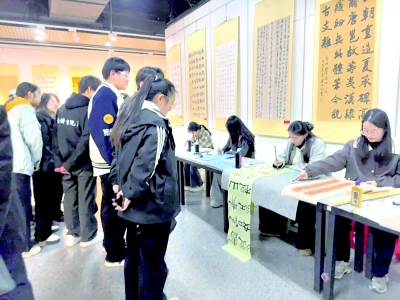 <br>          ■河北省汉字书写大会现场<br><br>        