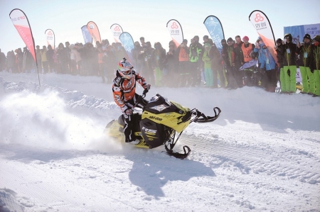 <br>          ■我省承德的御道口欢乐冰雪季活动极具坝上冰雪文化特色 ■供图/承德市旅游和文化广电局<br><br>        