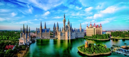 <br>          ■河北美术学院南校区城堡 ■供图/河北美术学院<br><br>        