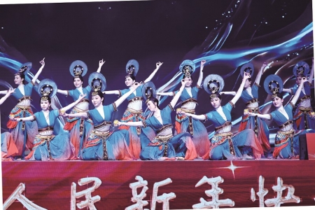 <br>          ■舞蹈表演古朴典雅<br><br>        