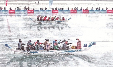 <br>          ■在承德举办的2025—2026冰上龙舟超级联赛（承德站）现场<br><br>        