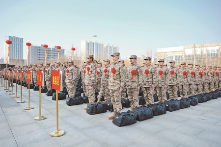 <br>          ■欢送大会现场 ■摄/河北日报记者史晟全<br><br>        