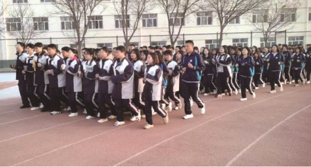 <br>          ■河北省涿鹿县涿鹿中学开展励志跑操<br><br>        