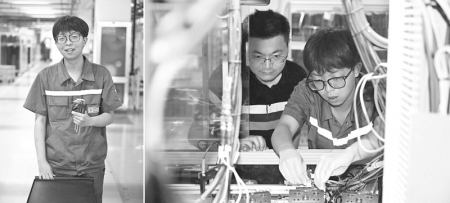 <br> ■南京工业职业技术大学毕业生韩京(前)依托校企合作实现毕业即上岗,在企业从事设备维护工作<br><br>