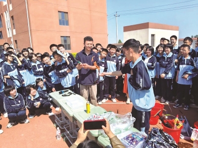 <br>          ■老师在授课<br><br>        