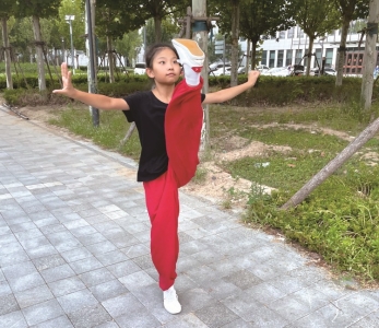 <br>          ■隋致宁在志愿服务活动中<br><br>        
