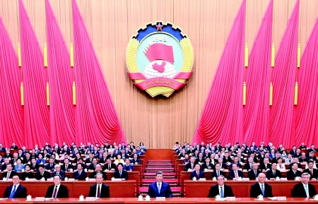 <br>          ■3月4日下午，中国人民政治协商会议第十四届全国委员会第四次会议在北京人民大会堂开幕。这是习近平、李强、赵乐际、蔡奇、丁薛祥、李希、韩正在主席台就座。 ■供图/新华社<br><br>        